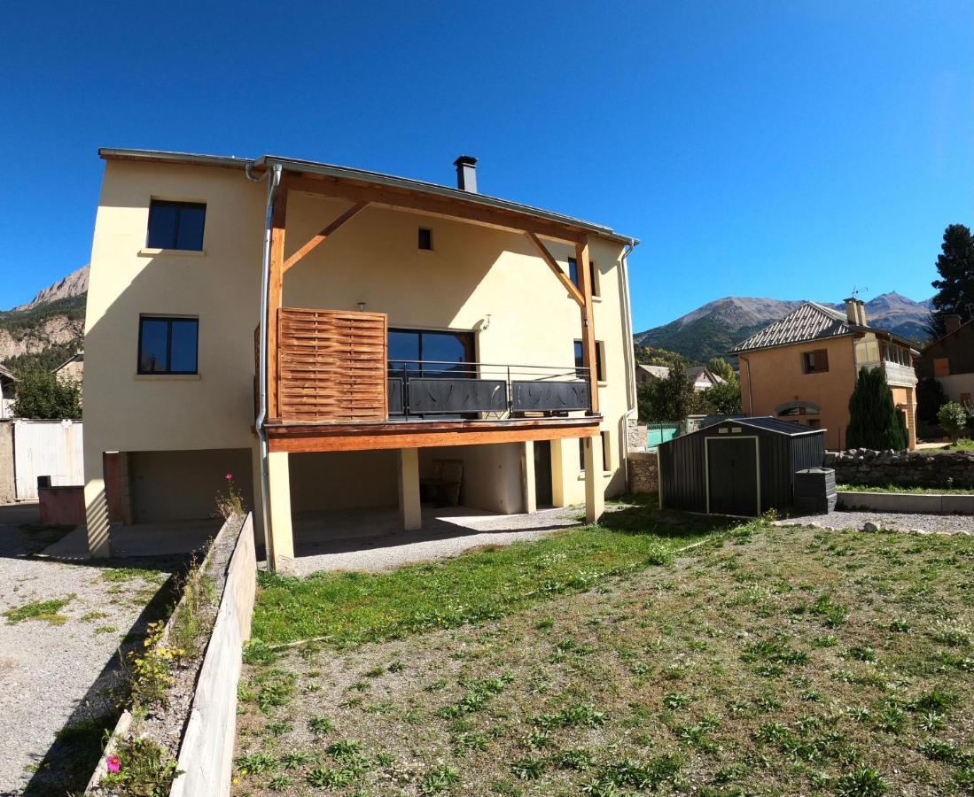 Maison Neuve Proche De Barcelonnette Jausiers Εξωτερικό φωτογραφία